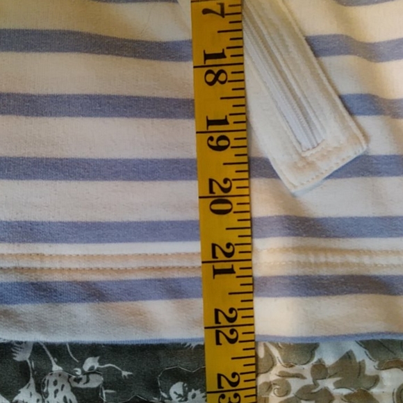 KAREN SCOTT Zip-Up in Stripes - Picture 9 of 10